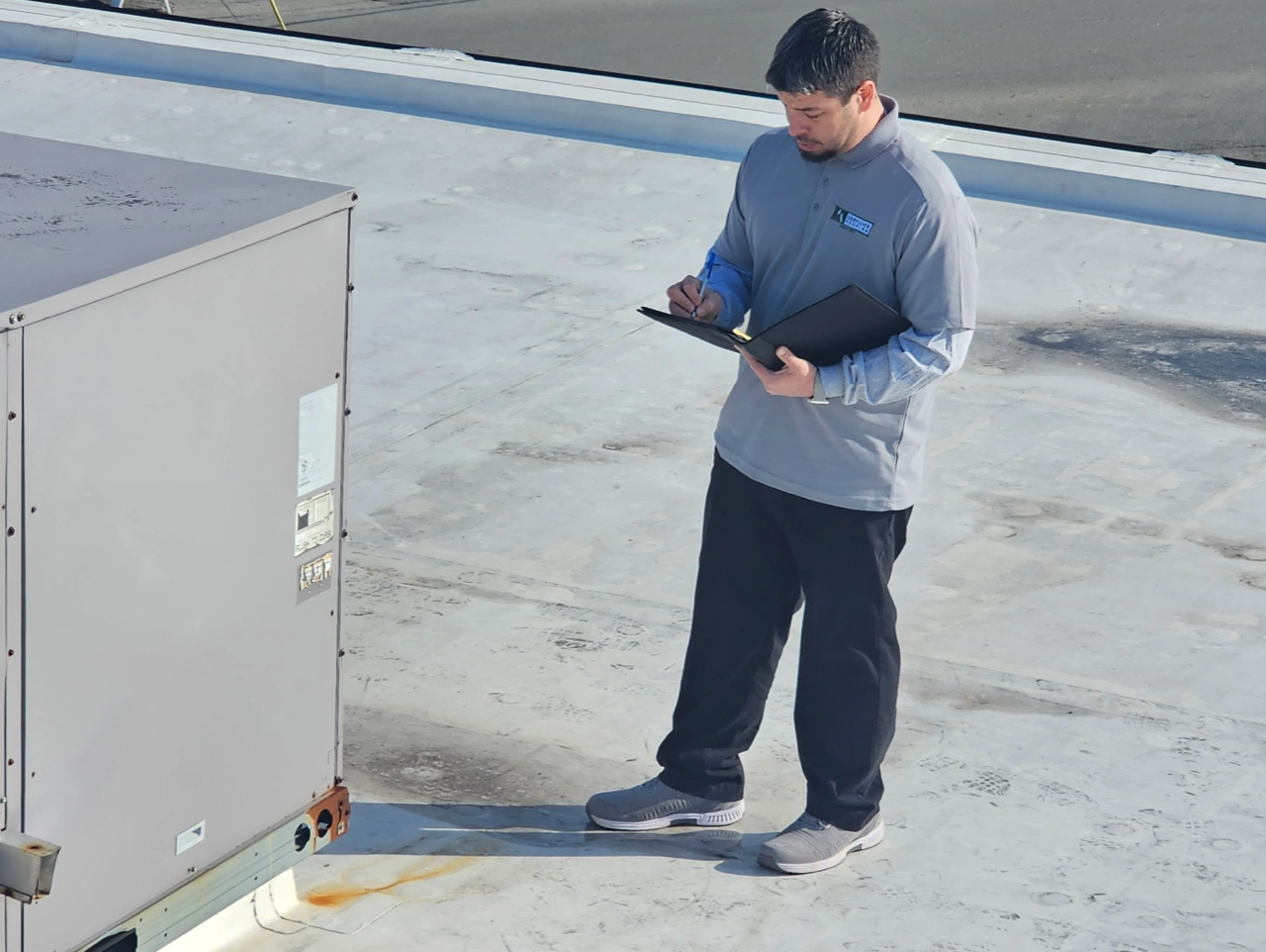 DOCUMENTING THE HISTORY OF YOUR ROOF: